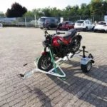 Für einen Motorradanhänger, weiß